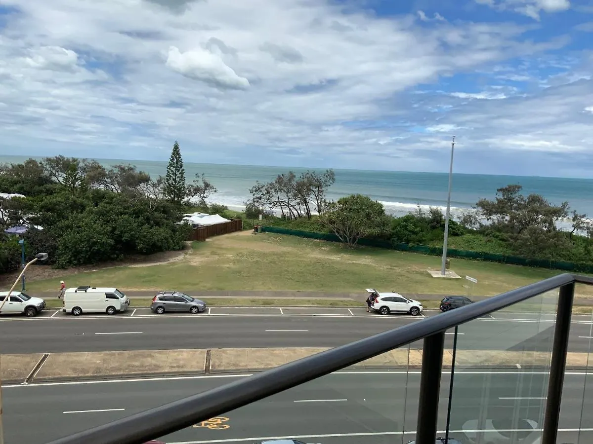 Beachfront Towers Maroochydore 0*,