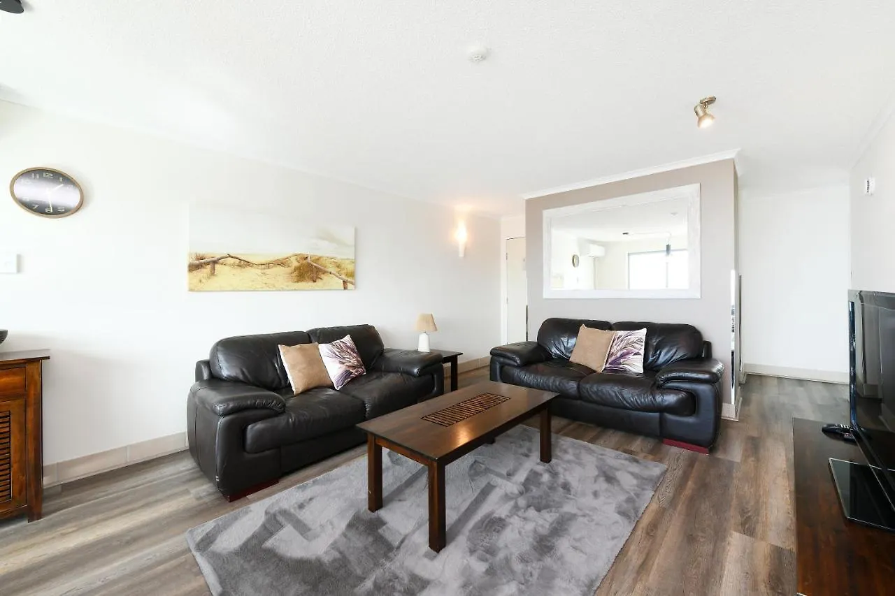 Beachfront Towers Maroochydore