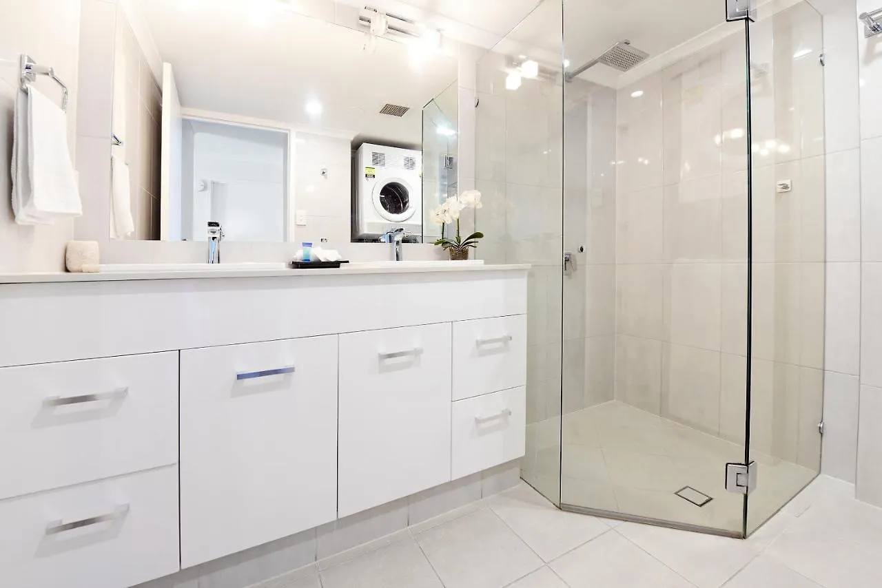 Beachfront Towers Maroochydore Apartment